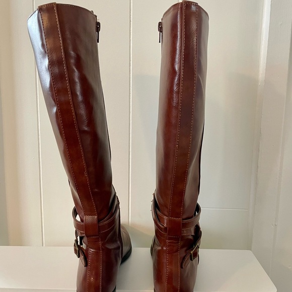 Women's Esprit faux Leather riding boot, size 7.5M - Picture 2 of 12